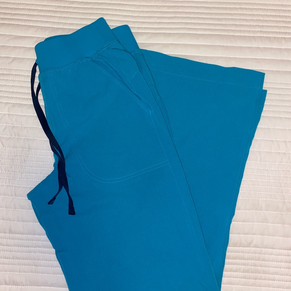 Figs High Waisted Isabel Wide Leg Scrub Pants